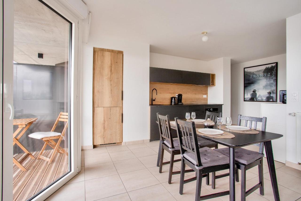 Escapade Sur L'Ile De Nantes Apartment Bagian luar foto