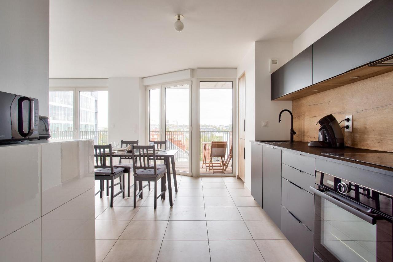 Escapade Sur L'Ile De Nantes Apartment Bagian luar foto