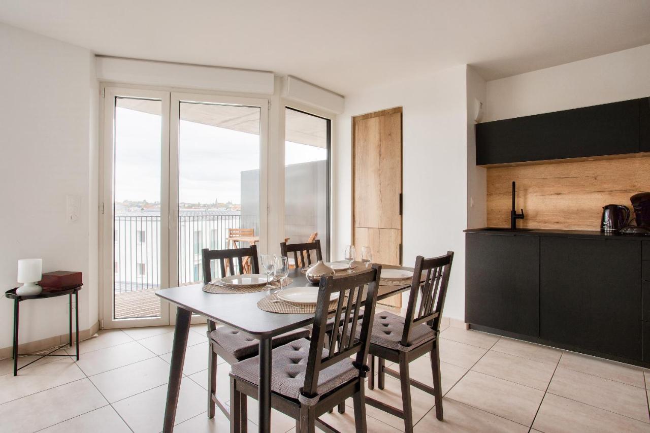 Escapade Sur L'Ile De Nantes Apartment Bagian luar foto