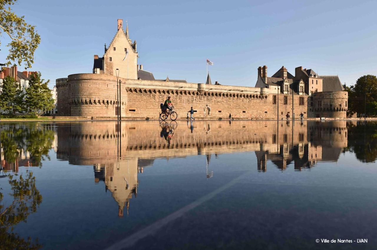 Escapade Sur L'Ile De Nantes Apartment Bagian luar foto